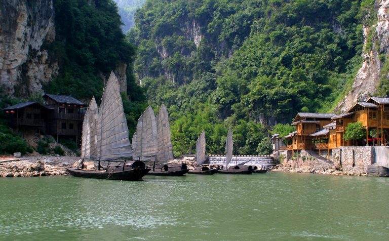 3 Gorges yangtze china