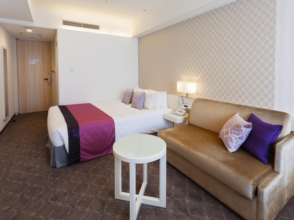 double Hotel Elsereine Osaka japan