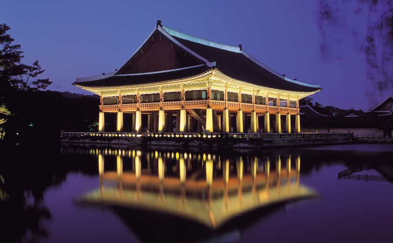 Gyeongbokgung Palace Gyeonghoeru Seoul South Korea