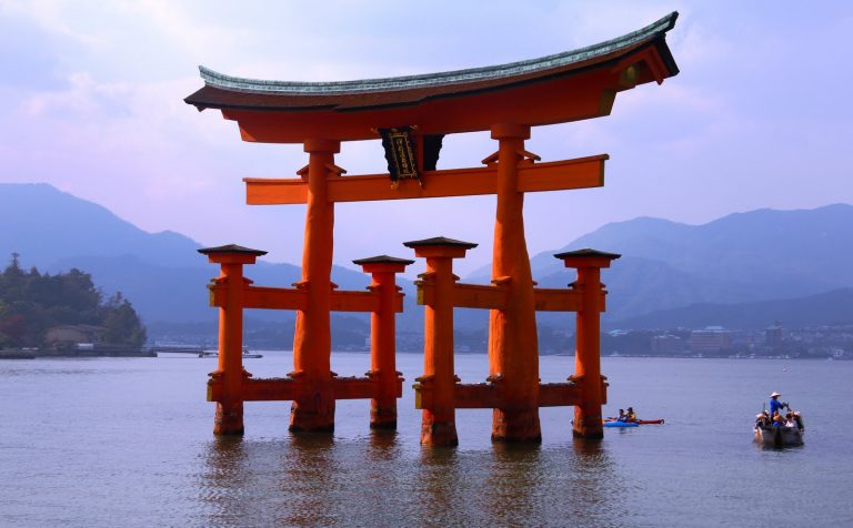 hiroshima shrine torii gate japan