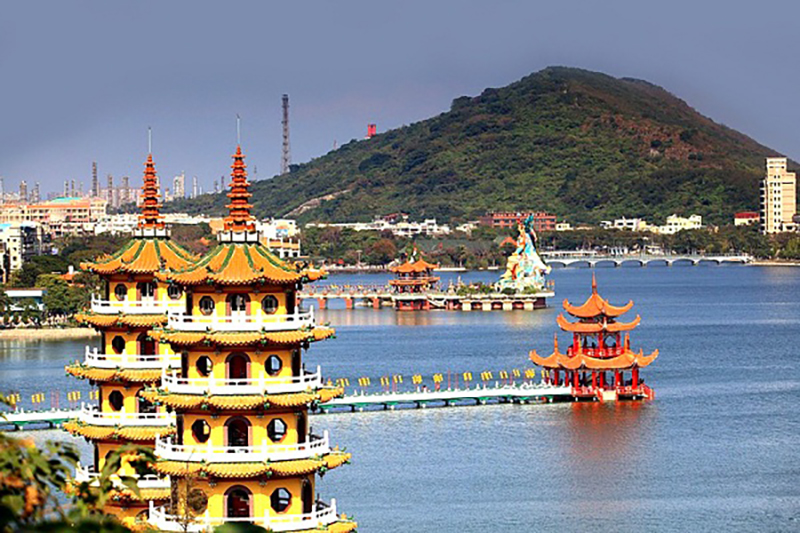 Kaohsiung lake taiwan china