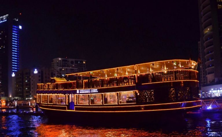 night dhow cruise marina dubai