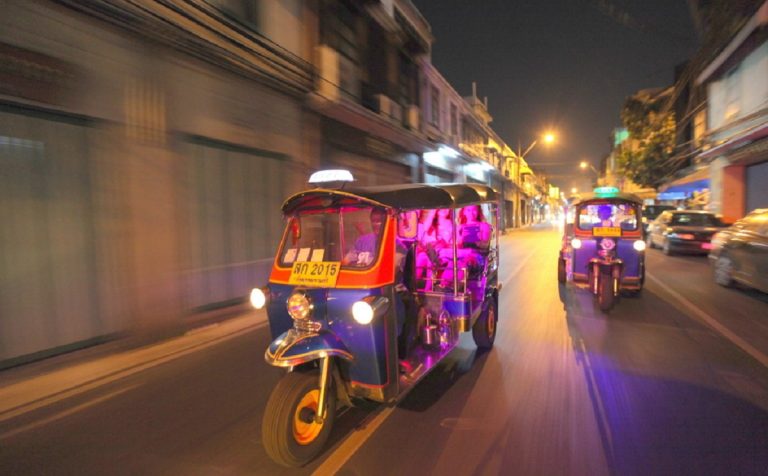 night explore by tuk tuk bangkok thailand