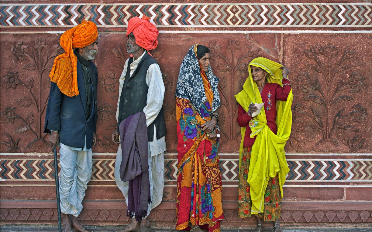 people frieze agra india